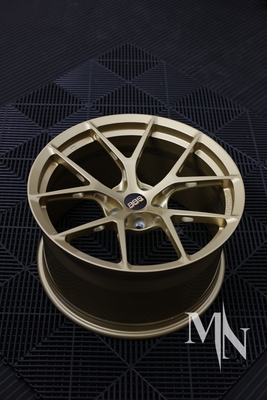 BBS FI R オーダーメイド 鍛造金輪 輪輪 オーディ R8 向け