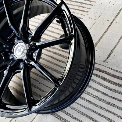 空気力学HREはHRE P101SCがMonoblockの黒い縁に光沢をつける車輪を造った