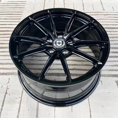 空気力学HREはHRE P101SCがMonoblockの黒い縁に光沢をつける車輪を造った