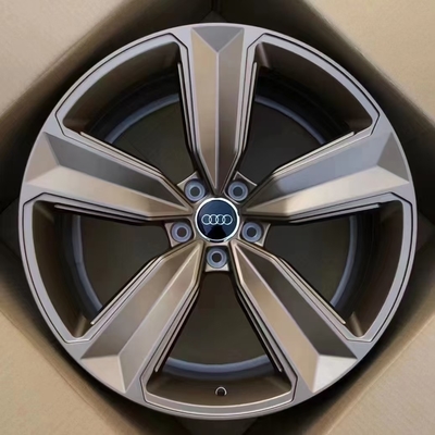 夏AudiはAudi RS5 F5 RS4 B9の改築5の腕のピークのための車輪を造った