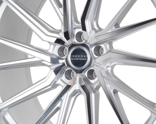 Audi RS4 A6用シルバーポリッシュVossen HF-4T鍛造ホイール