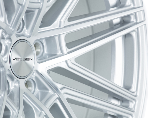 Acura TLXメルセデス・ベンツCクラスのための銀製の磨かれたVossen CV10鍛造ホイール