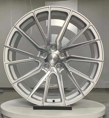 Audi RS4 A6用シルバーポリッシュVossen HF-4T鍛造ホイール