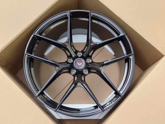 Vossen S21-01は車輪によってブラシをかけられた太字を造った