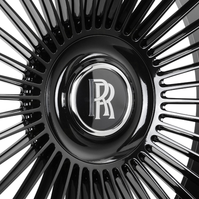 24"はVossen S17-16 Range Roverのための車輪を造った