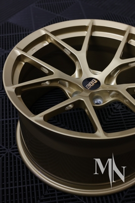 BBS FI R オーダーメイド 鍛造金輪 輪輪 オーディ R8 向け