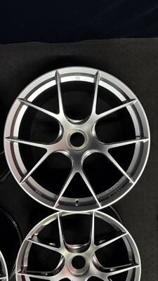 BBS FI R センターロック ダイヤモンド シルバー ホイール ポルシェ 911 991 992 GT3 GT3RS用